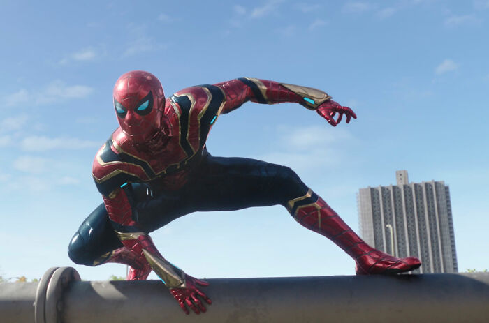 Spiderman wearing suit in Spiderman No Way Home
