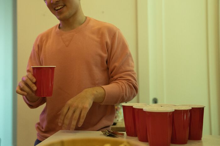 "Red Solo Party Cups": 40 Things Locals Don't Think Twice About That Foreigners Find Incredible