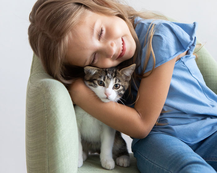 Woman Is Disappointed Friend Won’t Get Rid Of Her Cats Now That She’s Pregnant To Protect Her Baby Woman Is Disappointed Friend Won’t Get Rid Of Her Cats Now That She’s Pregnant To Protect Her Baby