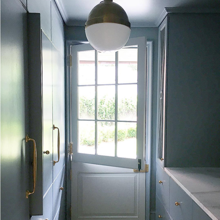 White dutch door White dutch door