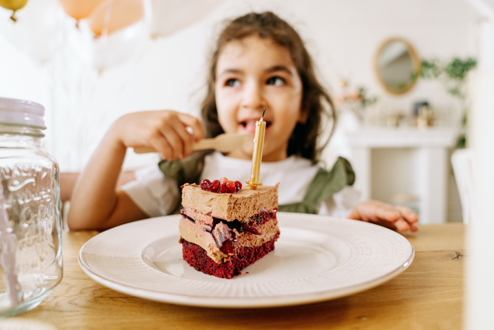 ‘Golden Child’ Sister Snags A Slice Of Custom-Made Cake Before Teen’s B-Day, They Cancel The Party ‘Golden Child’ Sister Snags A Slice Of Custom-Made Cake Before Teen’s B-Day, They Cancel The Party
