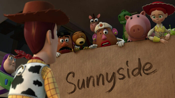 Toy Story 3 toys in the boxes with Sunnyside word