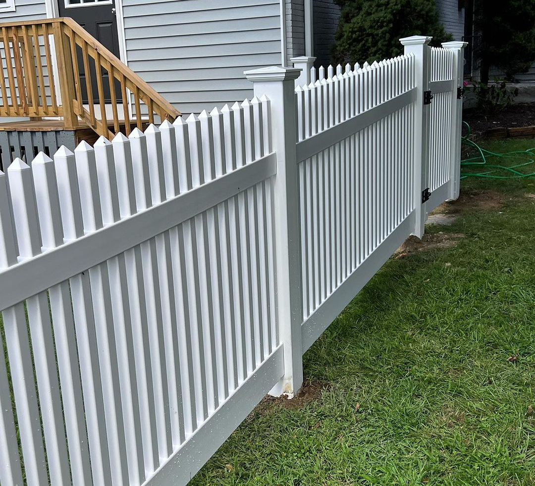 16 White Picket Fence Ideas for a Touch of Timeless Elegance Bored Panda