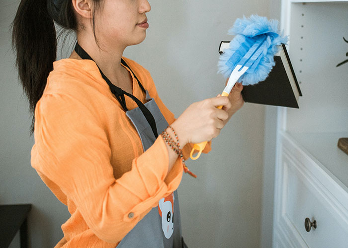 Man Can’t Understand Why Wife Wants To Fire Their Maid, Uncovers A Dark Secret Man Can’t Understand Why Wife Wants To Fire Their Maid, Uncovers A Dark Secret