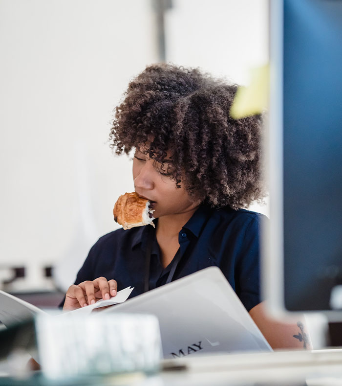 “Fire Me, Lol”: Woman Won't Make Coffee For Male Colleagues, Gets Fired, Cues Malicious Compliance “Fire Me, Lol”: Woman Won't Make Coffee For Male Colleagues, Gets Fired, Cues Malicious Compliance