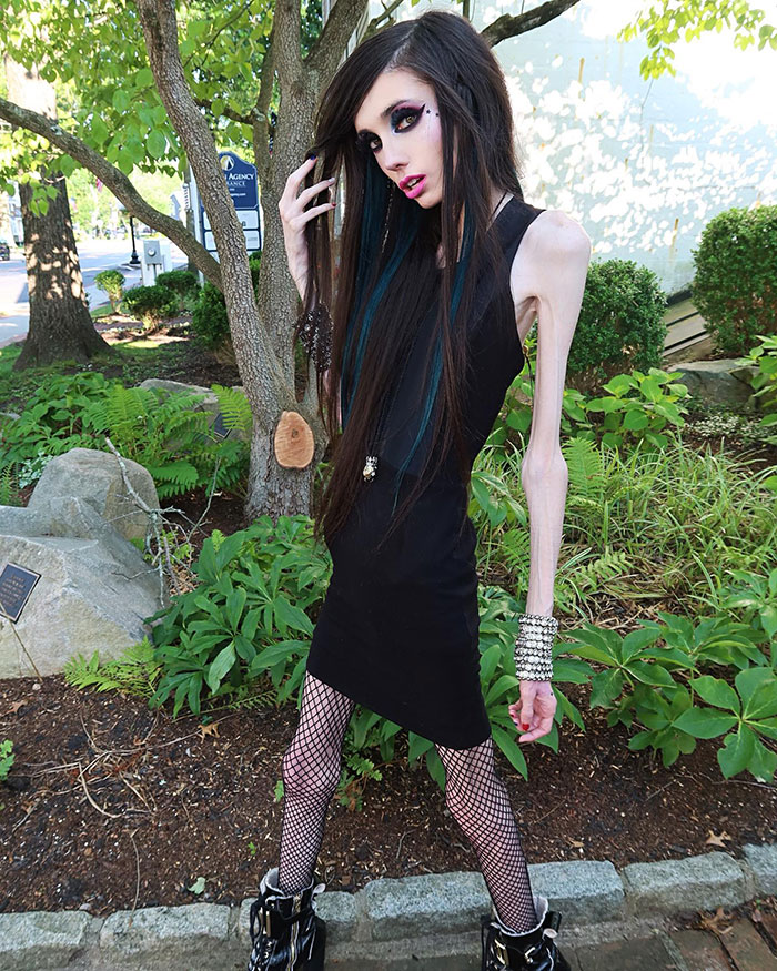 "Really Heartbreaking": Cops Flooded With Calls Over Eugenia Cooney's Alarming Appearance "Really Heartbreaking": Cops Flooded With Calls Over Eugenia Cooney's Alarming Appearance