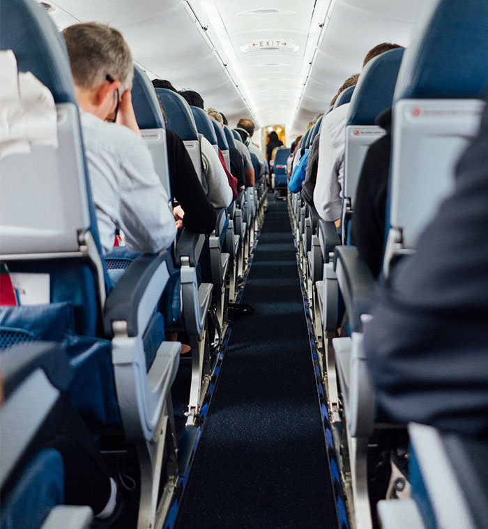 Jerk On A Plane Claims He Can't Sit Next To Smelly Passenger, Turns Out He's The One Who Stinks