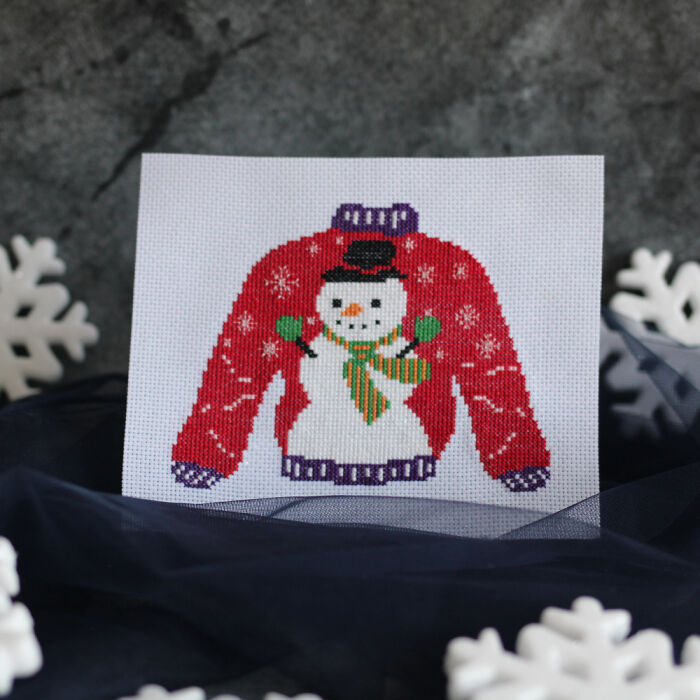 15 Simple And Easy Cross-Stitch Patterns For Christmas And New Year
