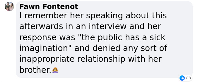 People Are Stunned By Angelina Jolie’s “Incestuous” Relationship With Brother In Unearthed Pictures People Are Stunned By Angelina Jolie’s “Incestuous” Relationship With Brother In Unearthed Pictures