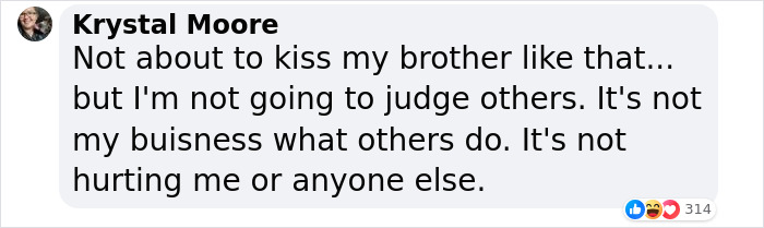 People Are Stunned By Angelina Jolie’s “Incestuous” Relationship With Brother In Unearthed Pictures People Are Stunned By Angelina Jolie’s “Incestuous” Relationship With Brother In Unearthed Pictures