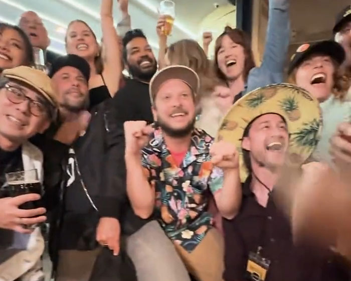 Kevin Bacon Posts Video Showing His Impressive Footloose Moves As Hollywood Strike Ends Kevin Bacon Posts Video Showing His Impressive Footloose Moves As Hollywood Strike Ends