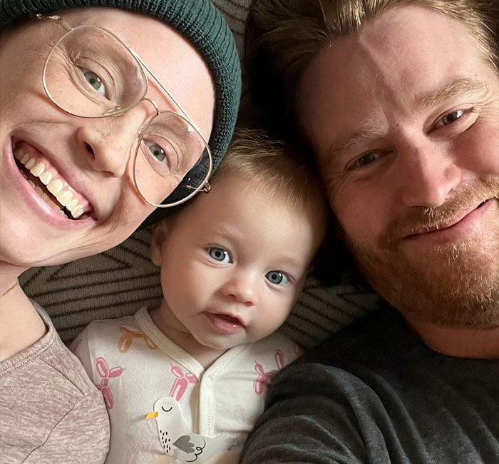 Mom, 38, Writes Last Message To Friends And Family Announcing Her Own Death On Instagram Mom, 38, Writes Last Message To Friends And Family Announcing Her Own Death On Instagram