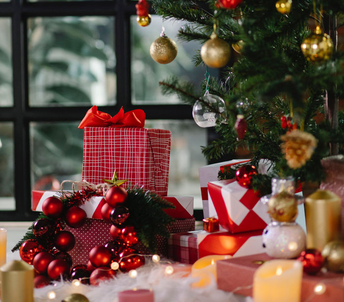 "The Jacket Fitted Me Perfectly": MIL Tries To Body Shame Woman, Regrets It "The Jacket Fitted Me Perfectly": MIL Tries To Body Shame Woman, Regrets It