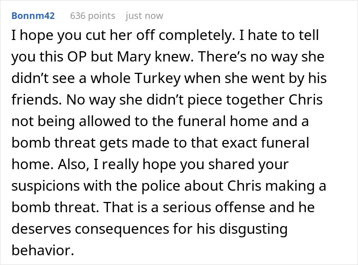 Guy Meets GF’s Parents For The First Time On Thanksgiving, Steals Their Turkey And Runs Off Guy Meets GF’s Parents For The First Time On Thanksgiving, Steals Their Turkey And Runs Off
