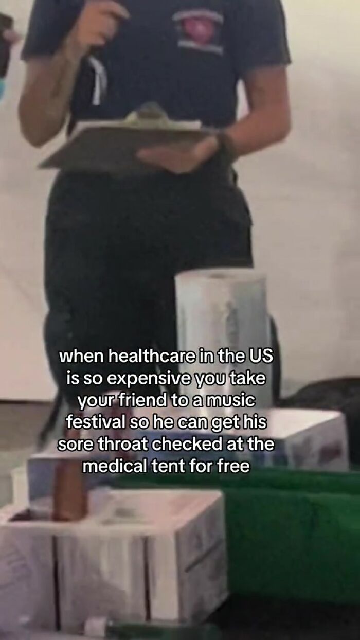 Woman Takes Friend To A Festival Medical Tent To Get Medical Attention, Sparks Huge Discussion Woman Takes Friend To A Festival Medical Tent To Get Medical Attention, Sparks Huge Discussion