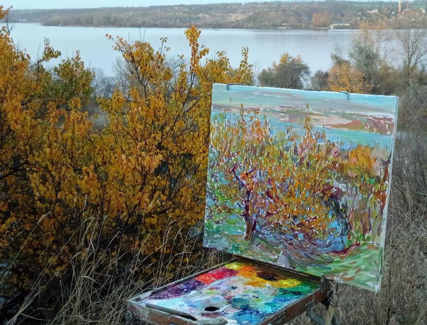 She Is An Artist Who Paints In The Open Air (40 Pics) She Is An Artist Who Paints In The Open Air (40 Pics)