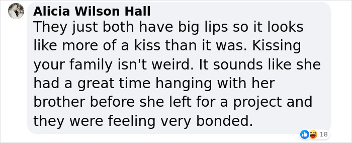 People Are Stunned By Angelina Jolie’s “Incestuous” Relationship With Brother In Unearthed Pictures People Are Stunned By Angelina Jolie’s “Incestuous” Relationship With Brother In Unearthed Pictures