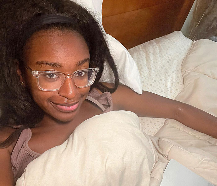 Experts Grow Concerned Of New “Harmful” Bed Rotting Trend Popular Among Young People Experts Grow Concerned Of New “Harmful” Bed Rotting Trend Popular Among Young People