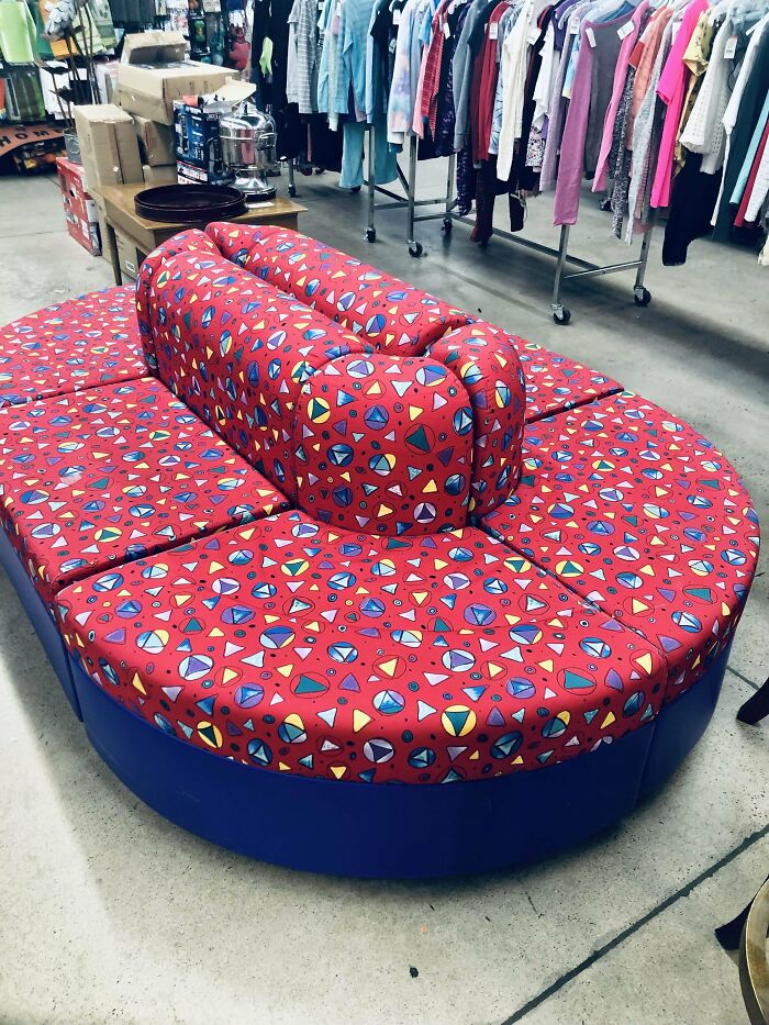 [oc] Found At My Local Goodwill , There Wasn’t A Price On It But It Screams The 90’s Mall Design Ascetics