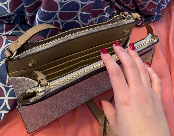 Cute Purse But Doesn’t Stay Closed If I Have Stuff In It