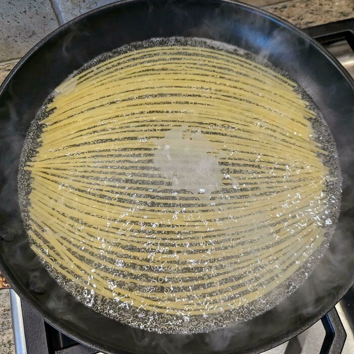 The Spaghetti Arranging Itself In My Pan