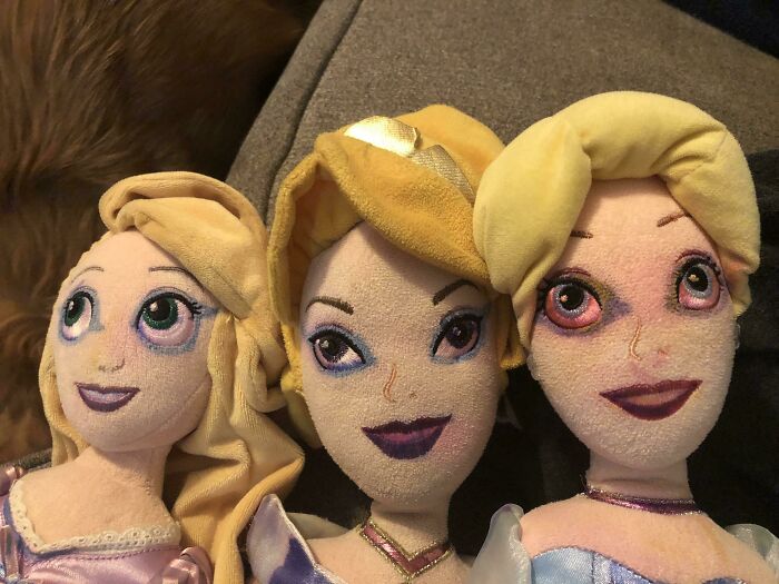 My Daughter Used Markers To Put “Makeup” On Her Dolls. I Tried To Wash Them. Cinderella Had An Especially Rough Night
