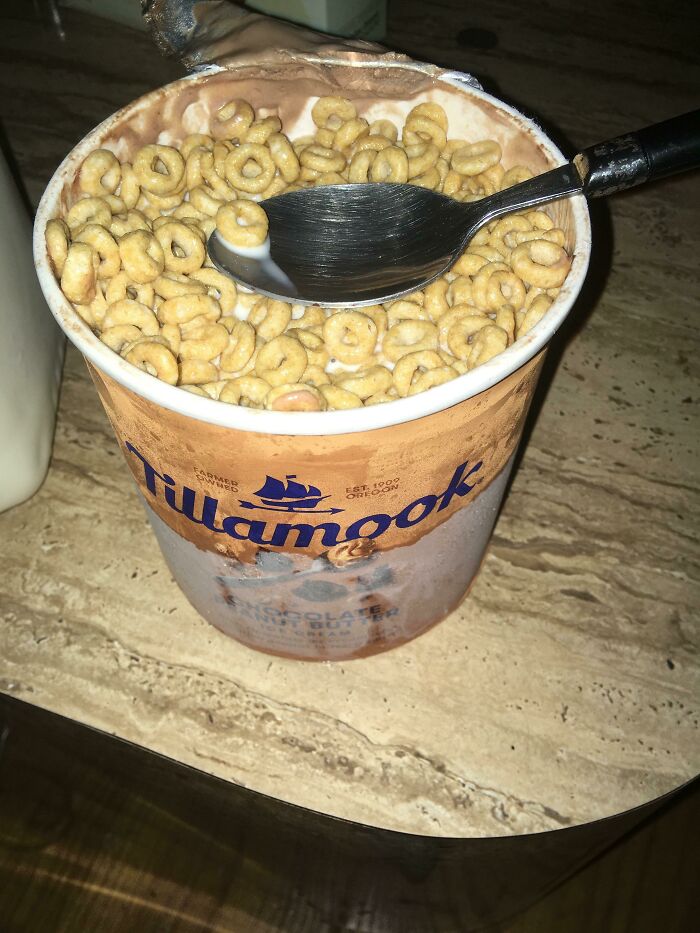 No Bowl No Problem. And The Milk Gets Chocolatey