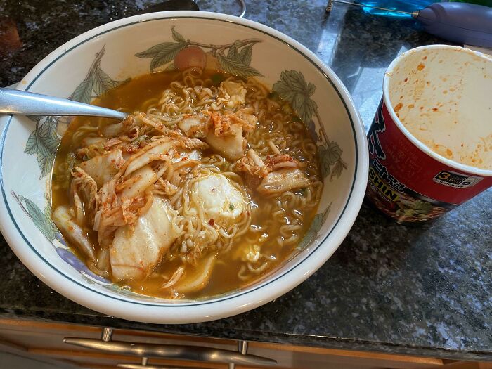 Eggs And Kimchi Can Turn A Boring Cup Of Noodles Into Hearty Noodle Bowl