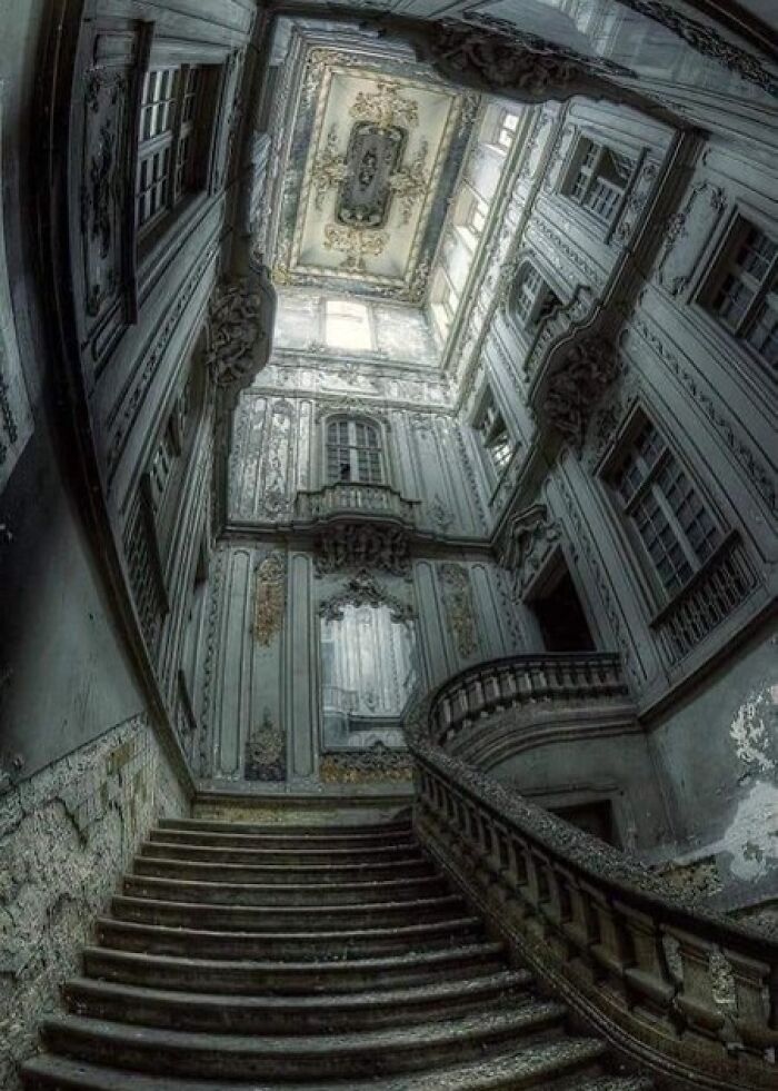 An Abandoned House In Portugal