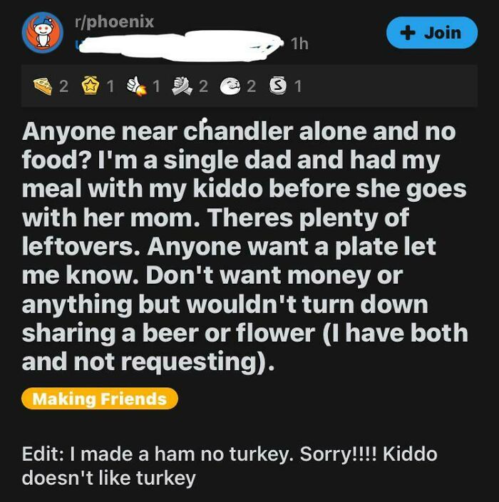 This Guy Offering Extra Food To Anyone Who Needs Some On Thanksgiving