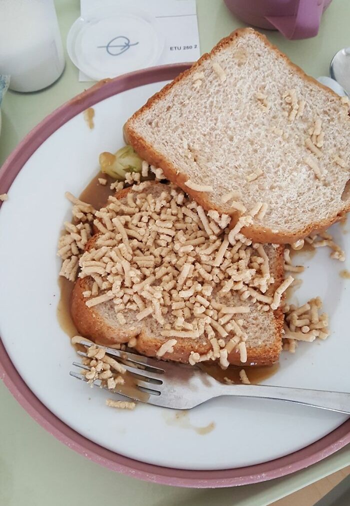 My Late Mum Had This Served To Her On Thanksgiving During One Of Her Many Stays In The Hospital. They Called It A "Hot Turkey Sandwich"