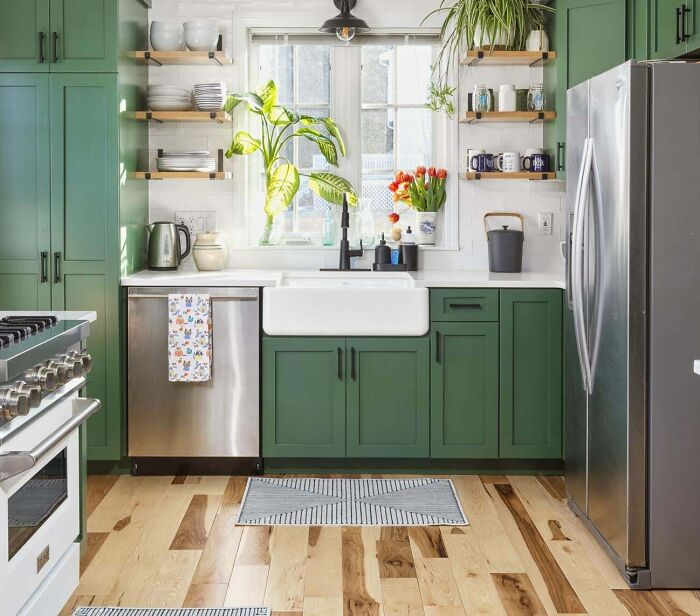 20 Green Kitchen Cabinets To Refresh Your Home With Natural Colors