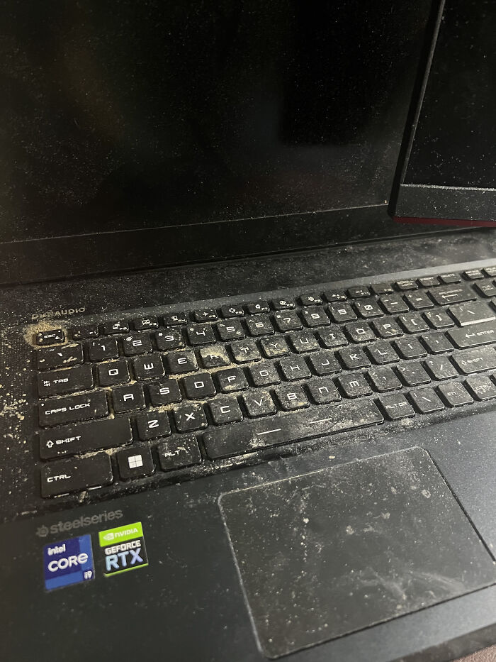 Friends "Gaming Laptop"