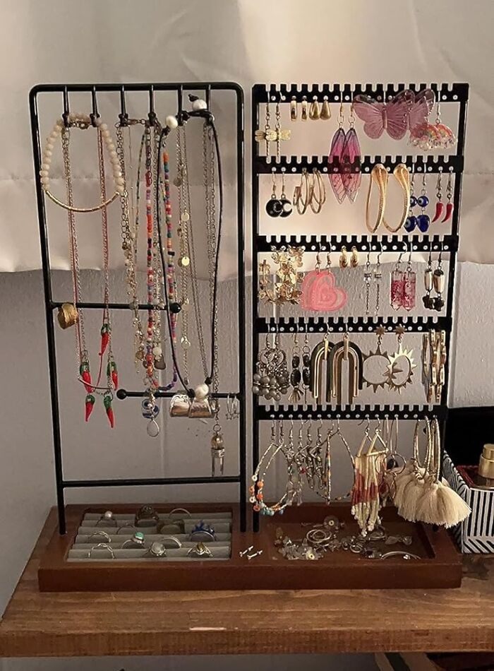 Show Off Your Collection In Style With 5-Tier Earring Holder Organizer – 'Ear's To Making Organizing Earrings A 'Hoop' Lot Of Fun!