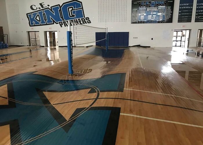 I Found This Gym Floor In Texas While Scouring Google Earth For A Picturegame Round. Part Of Houston Flooding Maybe?
