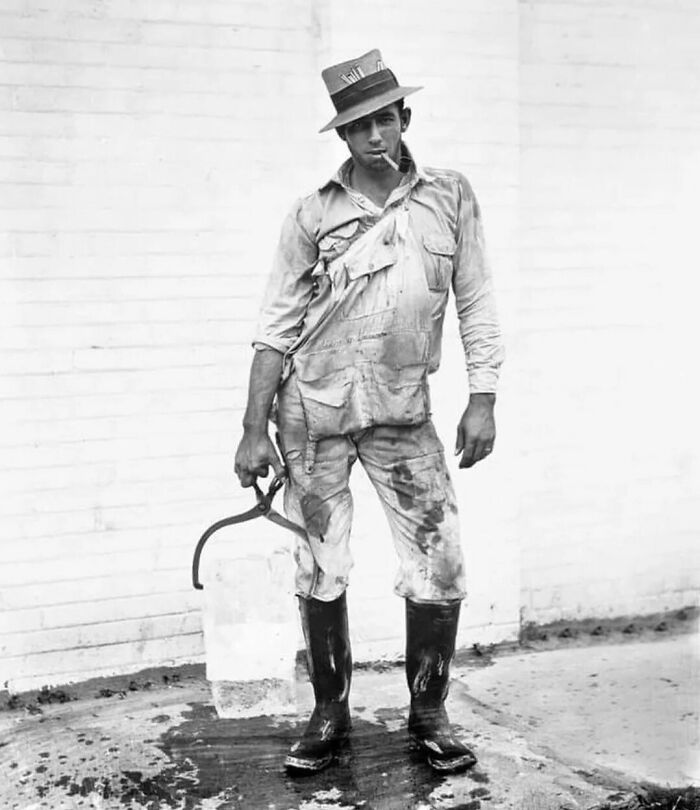 In 1928, A Figure Known As The Ice Man Could Be Seen Delivering A 25-Pound Ice Block In Houston, Texas