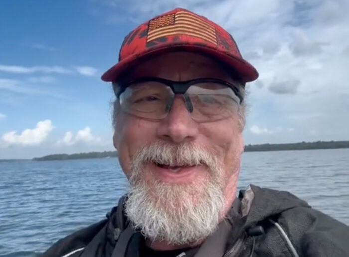 Faith In Humanity Restored: Internet Comes Together To Change Fisherman’s Life Faith In Humanity Restored: Internet Comes Together To Change Fisherman’s Life