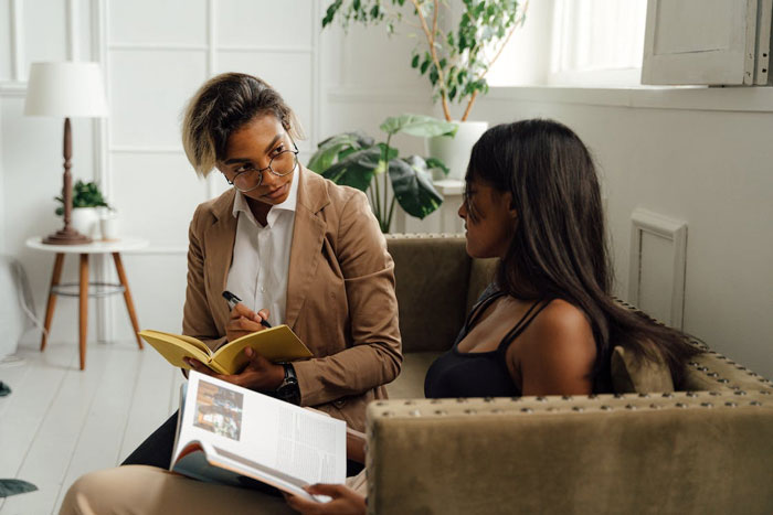 Woman Called A Bad Mom For Letting Her Teen Be Miserable So She Could "Prove A Point To Society" Woman Called A Bad Mom For Letting Her Teen Be Miserable So She Could "Prove A Point To Society"