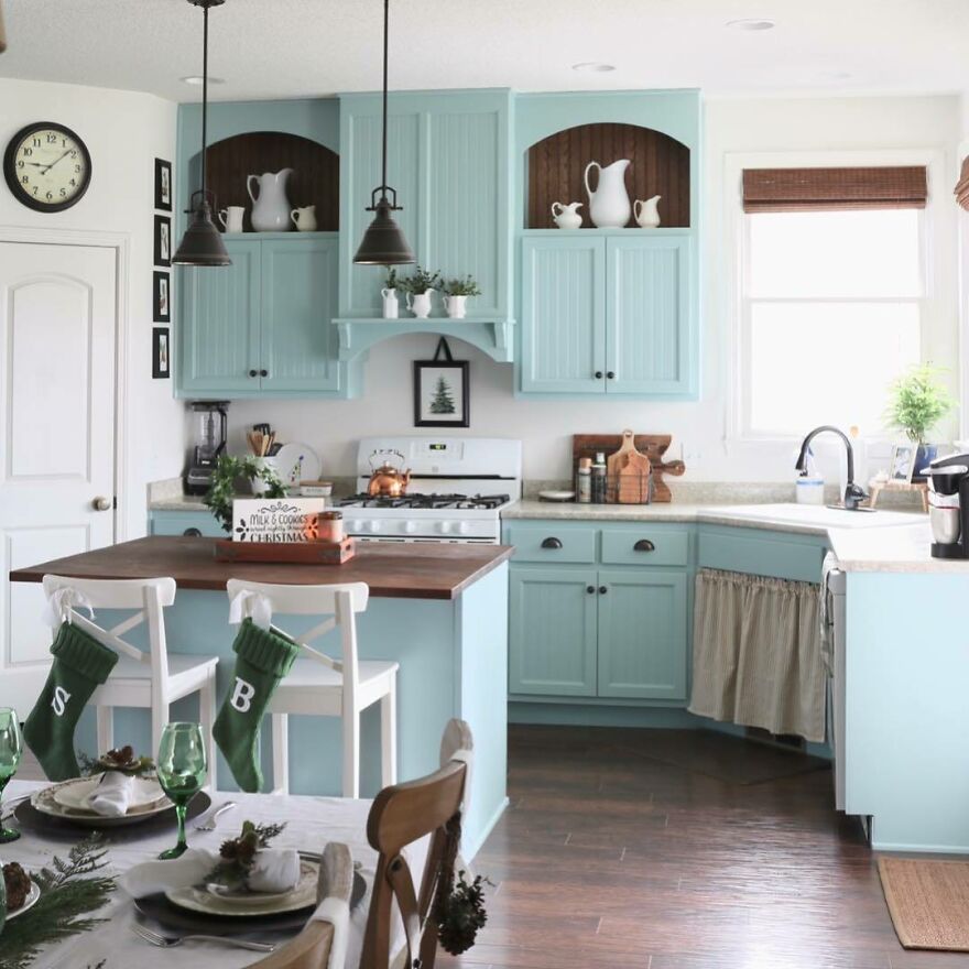 Kitchen with turquoise cabinets