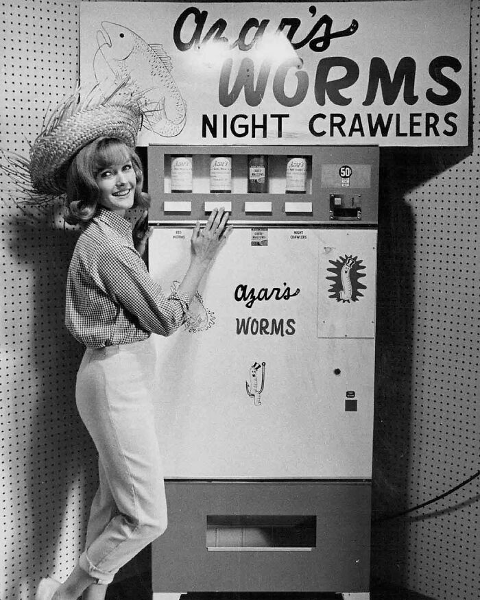 Here's An Azar's Worms Vending Machine From 1965, Just In Case You Run Out Of Night Crawlers At Home
