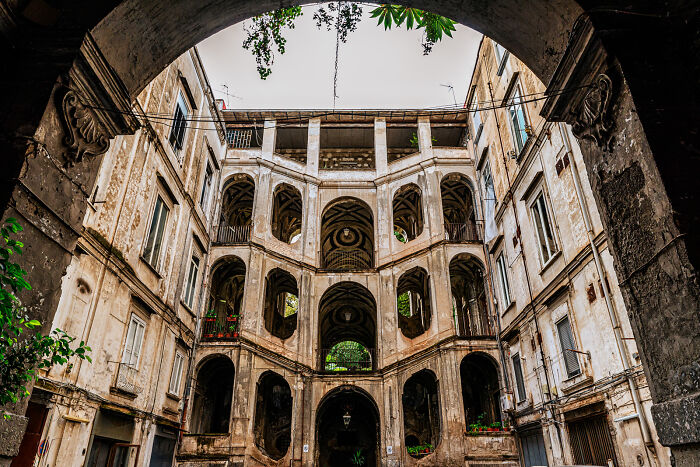 I Spent A Few Days In Naples Capturing Its Colourful Streets, Unique Culture, And Surrounding Islands