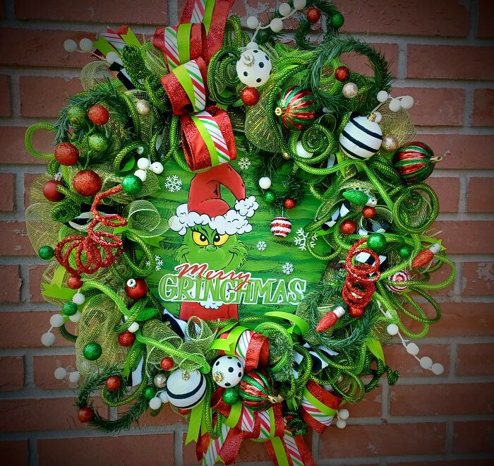 Merry Grinchmas Wreath