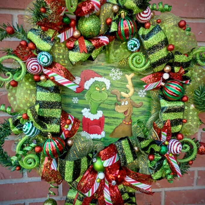 Grinch And Max Wreath