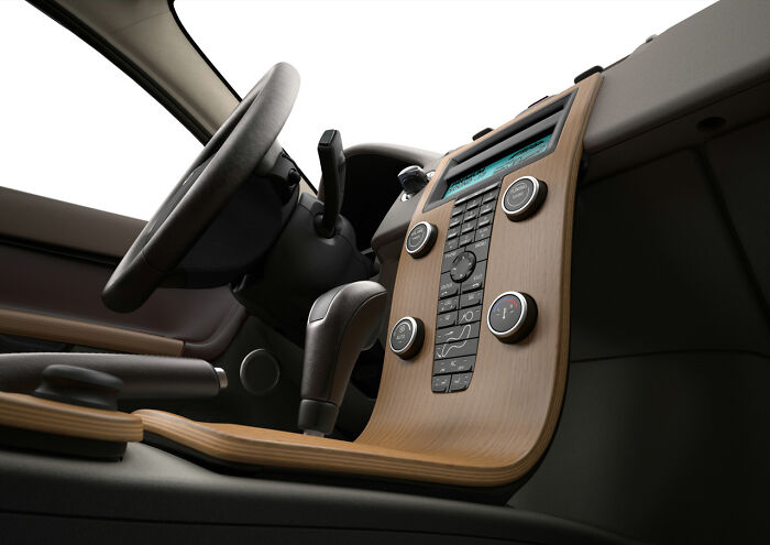 Volvo's Floating Console