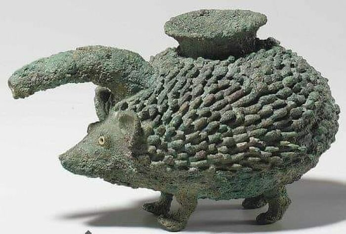 Late Uruk Period Copper Artifact (Hedgehog Depiction) Found In Syria, Dating Back To 3000 Bc