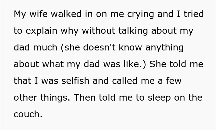 Woman Catches Husband Crying After Gender Reveal, Sends Him To Sleep On The Couch Woman Catches Husband Crying After Gender Reveal, Sends Him To Sleep On The Couch