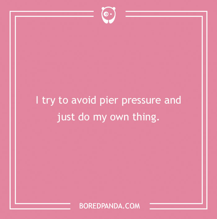 Beach pun text on a pink background about avoiding pier pressure and doing your own thing, related to beach puns.