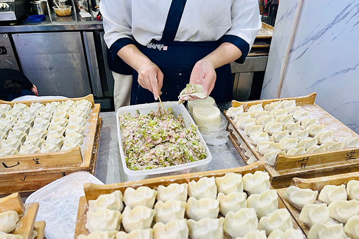 "The Chinese Restaurant 3.5 Rule": Guy Shares His Interesting Take On Ratings "The Chinese Restaurant 3.5 Rule": Guy Shares His Interesting Take On Ratings