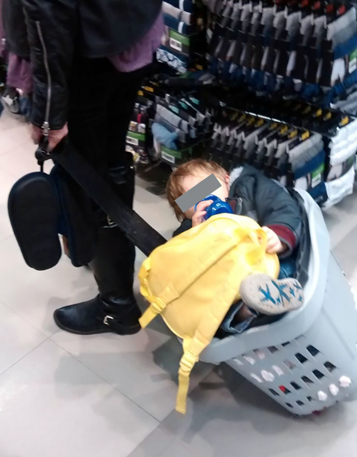 When You Go Shopping On Black Friday But Forget Your Child's Stroller