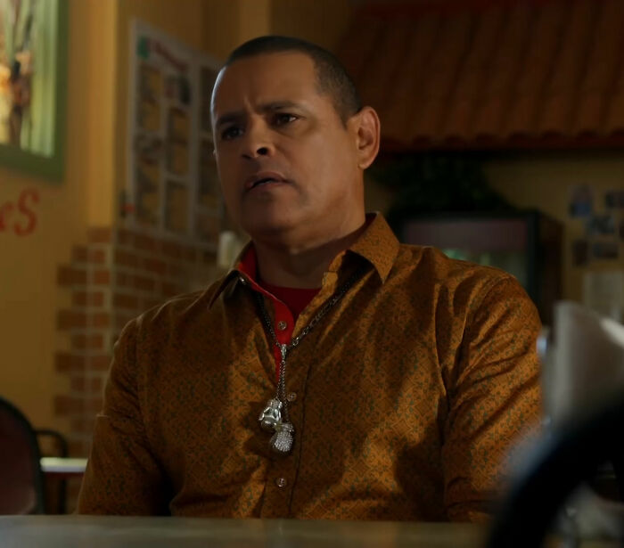 Tuco sitting and looking in Breaking Bad